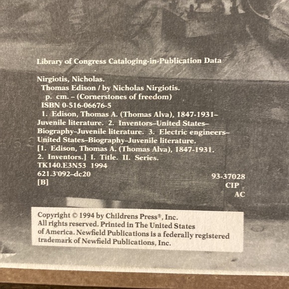 Cornerstones of Freedom The Story of Thomas Edison by Nicholas Nirgiotis - Picture 3 of 7